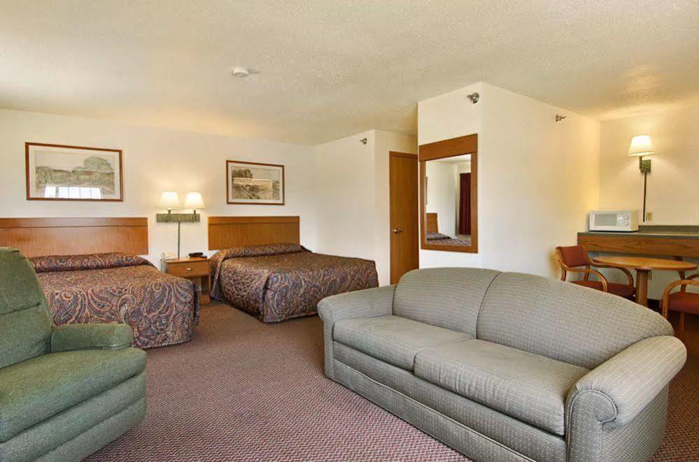 Wamego Inn And Suites Kamer foto